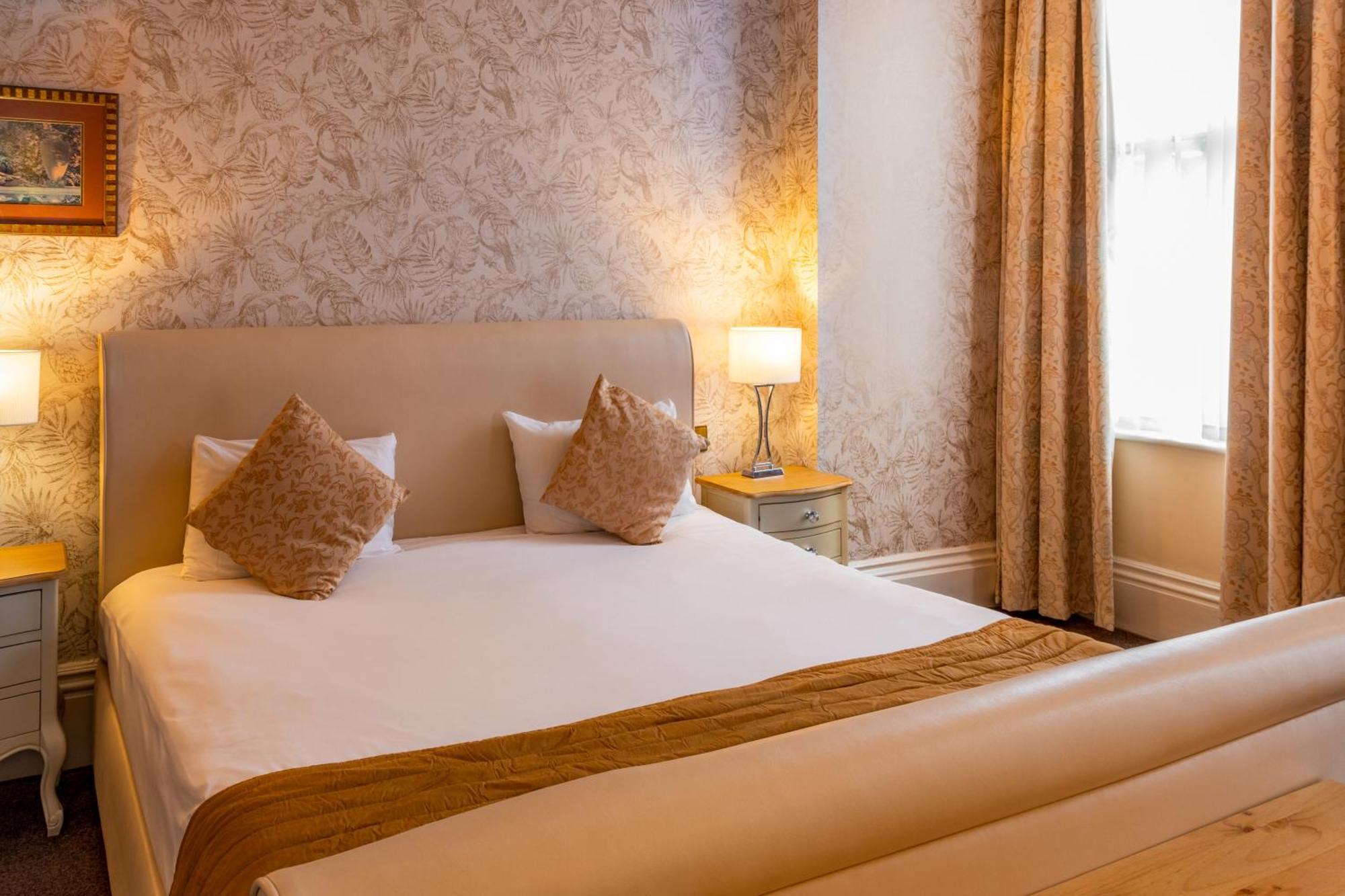 Prince Of Wales Hotel Southport Bagian luar foto